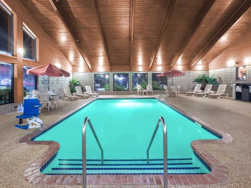 Spark by Hilton Cedar Fallsの写真