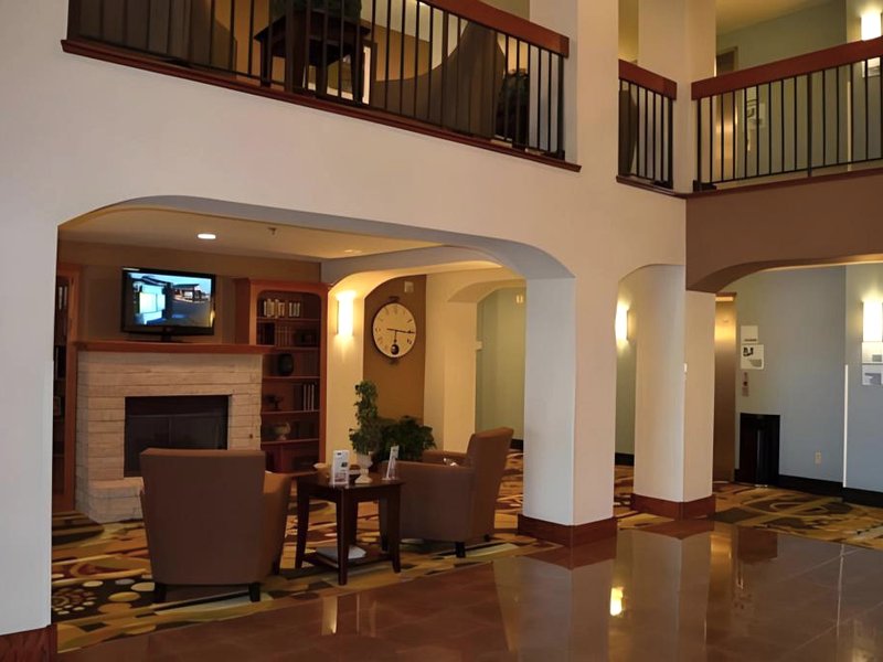 ホリデイ イン エクスプレス ホテル アンド スイーツ ウェザーフォード (Hotel and Suites Weatherford)の写真