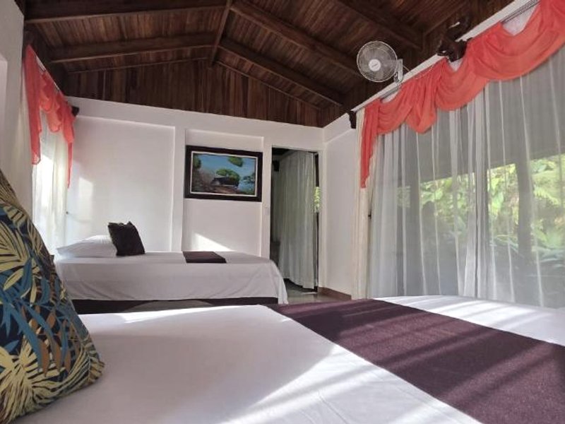 Hotel Catarata Rio Celesteの写真