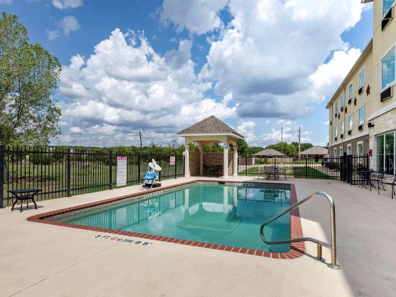 Comfort Inn & Suites Gatesville near Fort Cavazosの写真