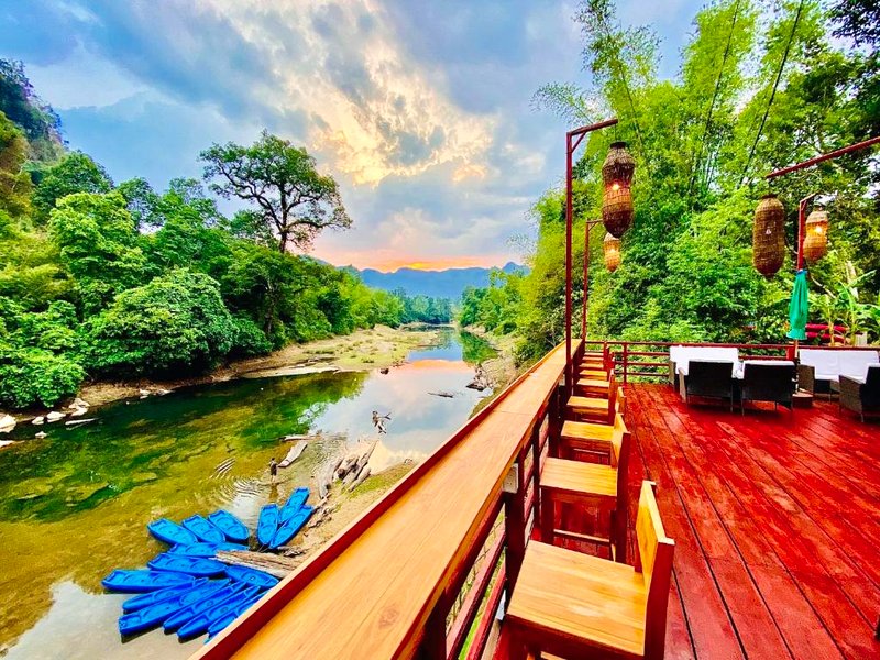 サラ コンロ― ロッジ (Spring River Resort)の写真