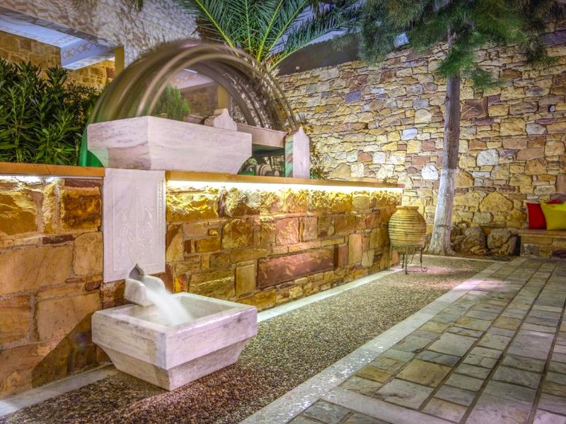 Grecian Castle Chiosの写真