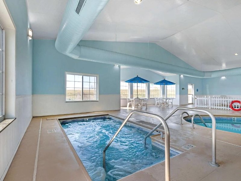 Quality Inn & Suites Fort Madison near Hwy 61の写真