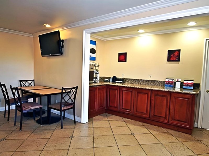 Motel 6 Menifee, CAの写真