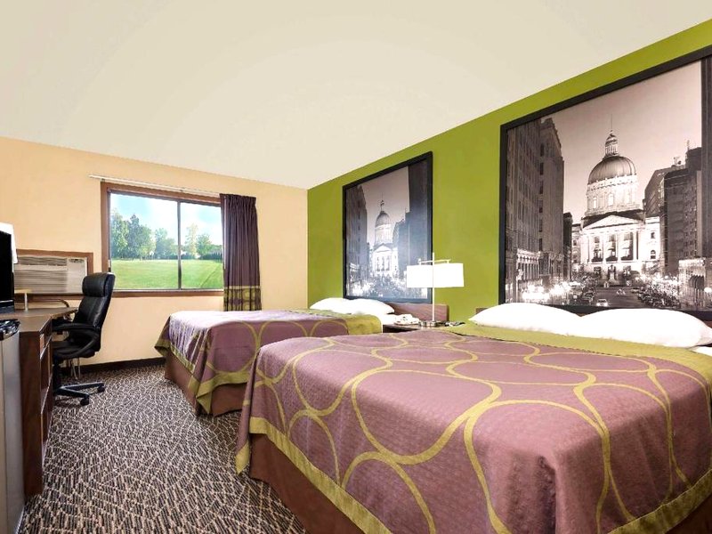 スーパー 8 バイ ウインダム マンシー ボール ストリート カレッジ エリア (Super 8 By Wyndham Muncie/Ball St. College Area)の写真