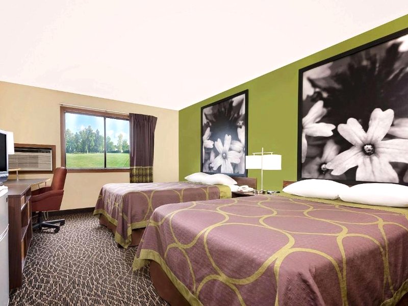 スーパー 8 バイ ウインダム マンシー ボール ストリート カレッジ エリア (Super 8 By Wyndham Muncie/Ball St. College Area)の写真