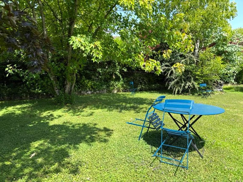 Sous les toitsの写真