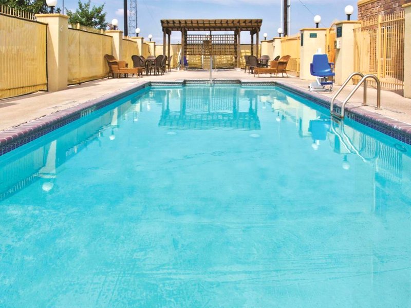 ラ キンタ イン&スイーツ バイ ウィンダム シャーツ (La Quinta Inn & Suites by Wyndham Schertz)の写真