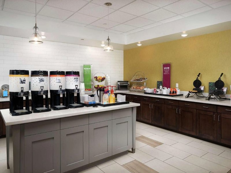 ハンプトン イン レイク ハバス シティ (Hampton Inn Lake Havasu City)の写真