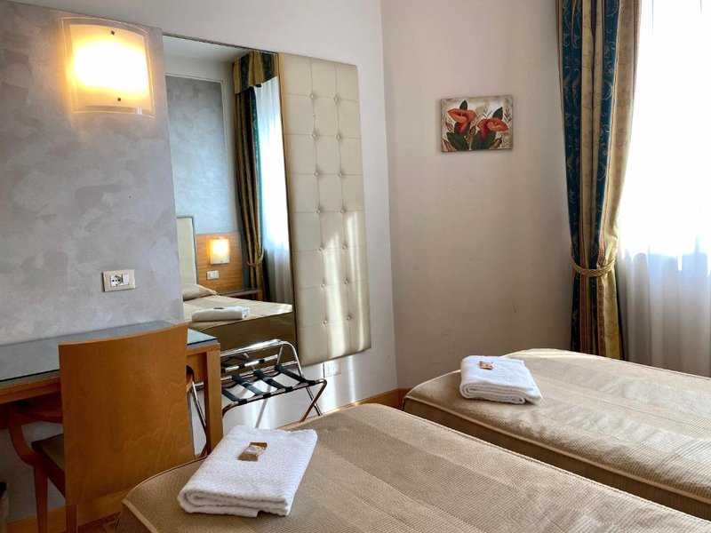 ホテル リヴィエラ (Hotel Riviera)の写真