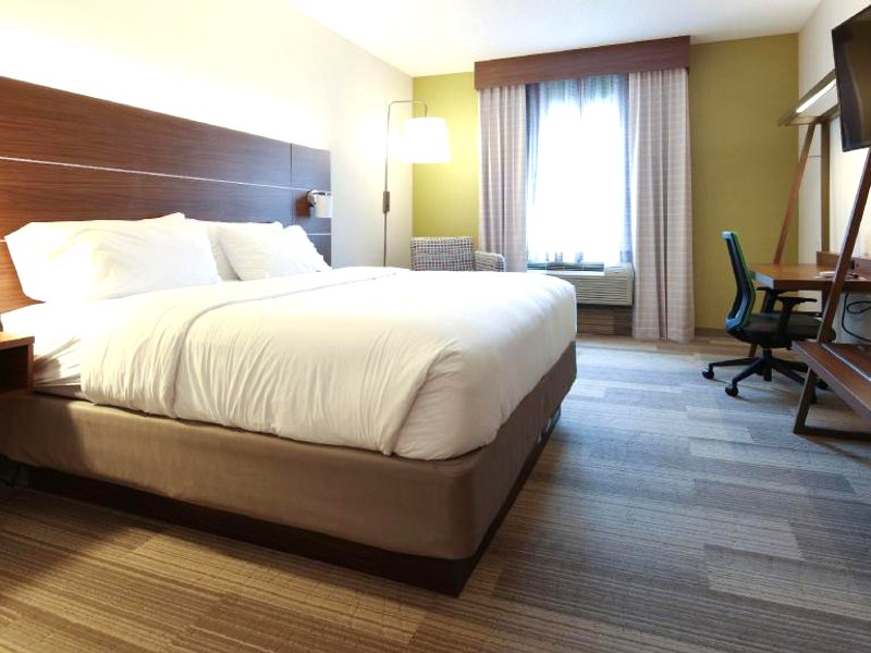 ホリデイ イン エクスプレス ホテル ＆ スイーツ シンシナティ サウスイースト ニューポート バイ IHG (Holiday Inn Express Hotel & Suites Cincinnati Southeast Newport By IHG)の写真