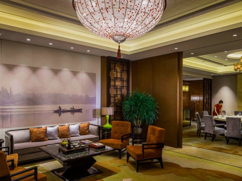 HUALUXE Yangjiang City Center By IHGの写真