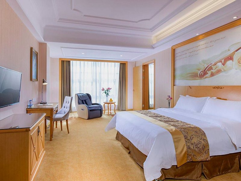 Vienna International Hotel Yangjiang Jiangcheng District Centerの写真