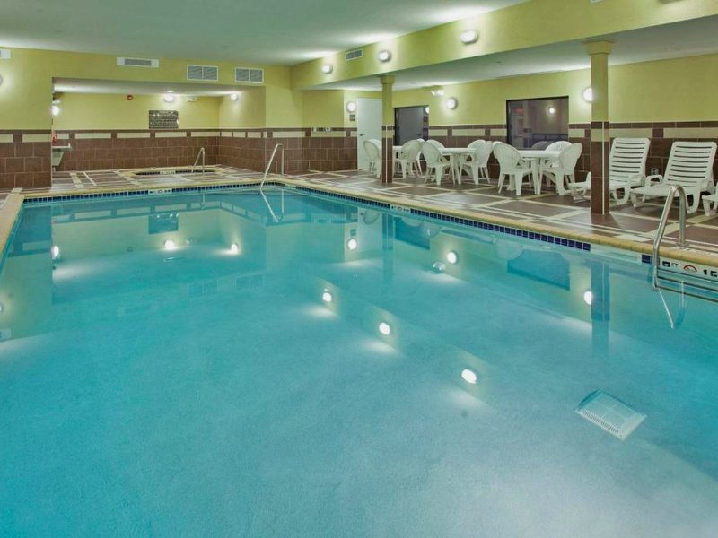 Hampton Inn & Suites Aberdeenの写真