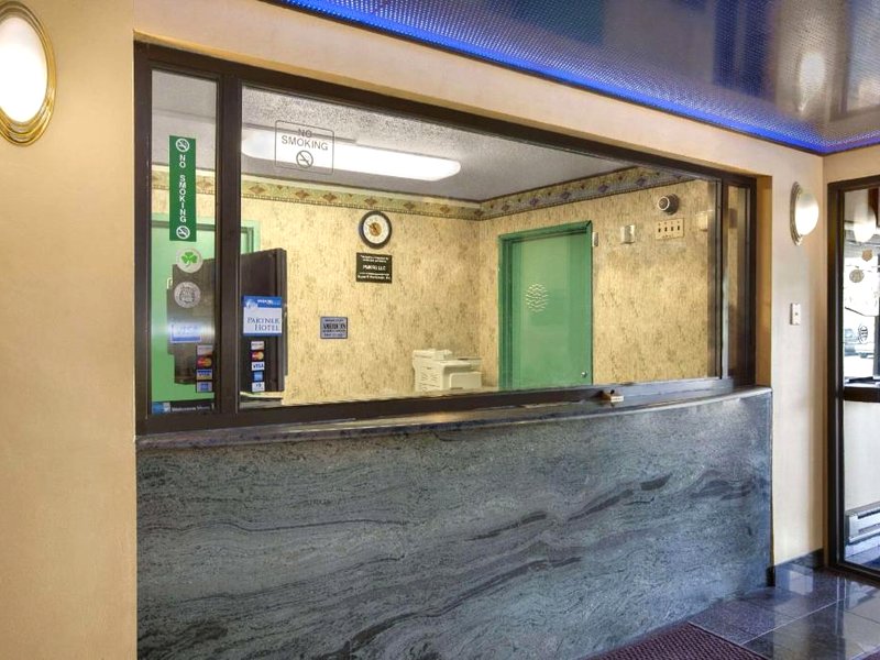 クオリティ イン (Quality Inn)の写真