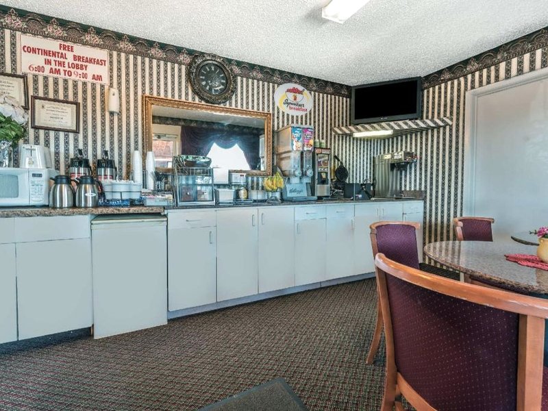 Super 8 By Wyndham Eastlandの写真