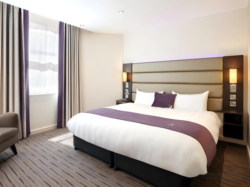 Premier Inn Guildford North - A3の写真