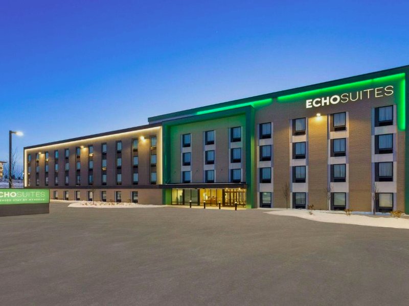 ECHO Suites Extended Stay by Wyndham Madisonの写真