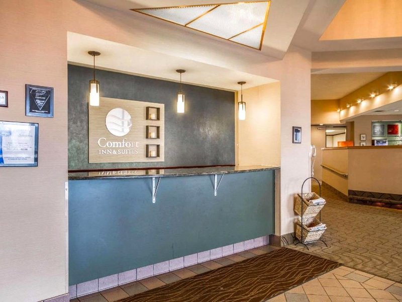 コンフォート・イン＆スイーツ・マディソン - エアポート (Comfort Inn & Suites Madison - Airport)の写真