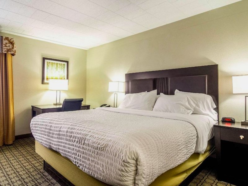 Clarion Inn Cranberry Townshipの写真