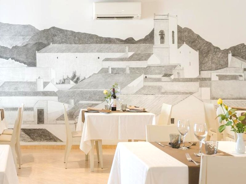 Hotel Jeni & Restaurantの写真