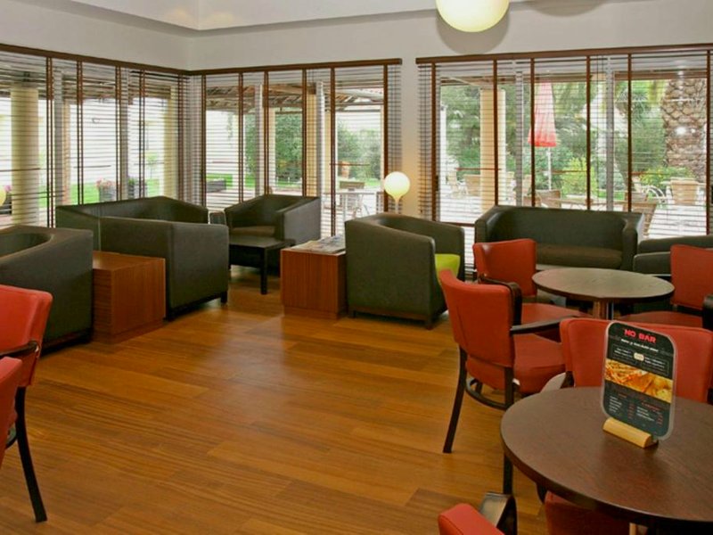 Hotel ibis Setubalの写真