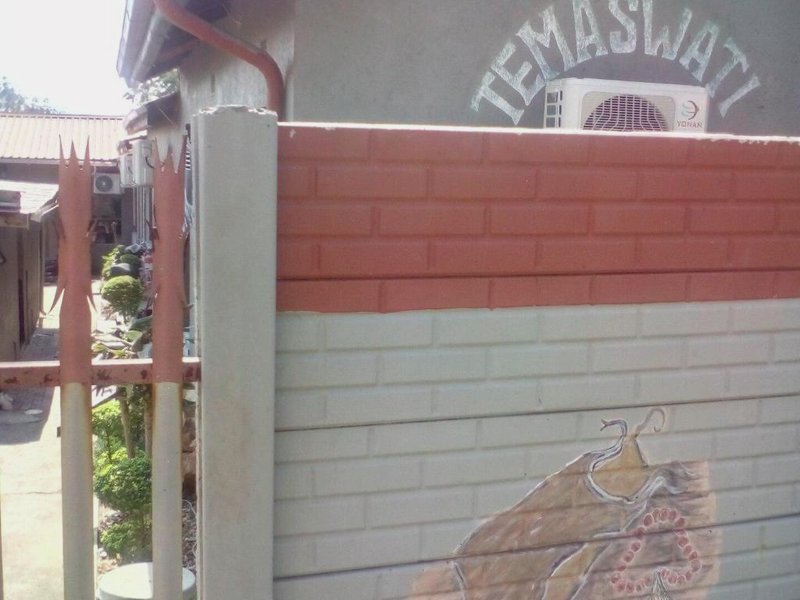 ［バーバートン］バンガロー（2000m²）｜ 8ベッドルーム／8バスルーム (Temaswati Lodge)の写真