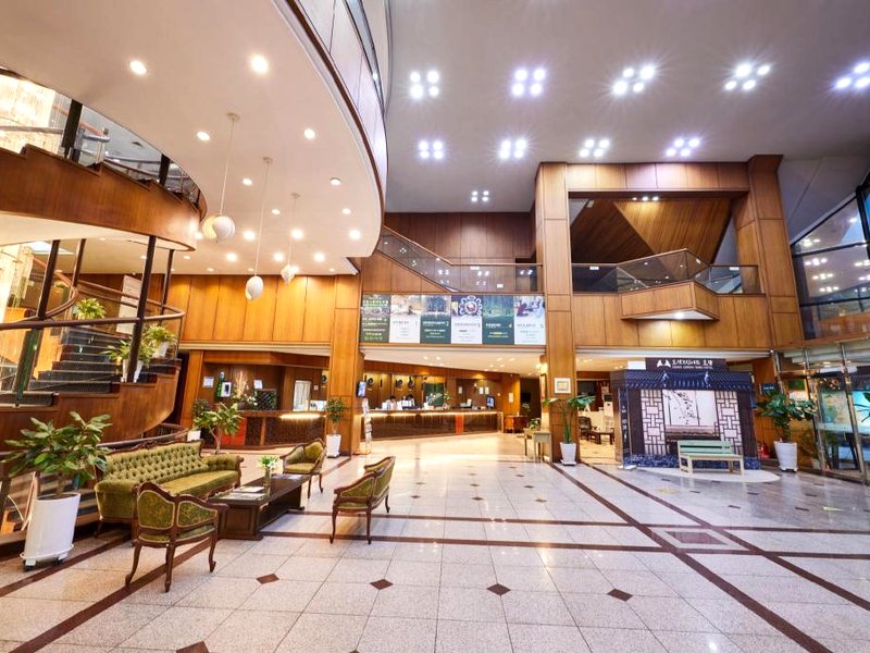 オセク グリーンヤード ホテル (Osaek Greenyard Hotel)の写真