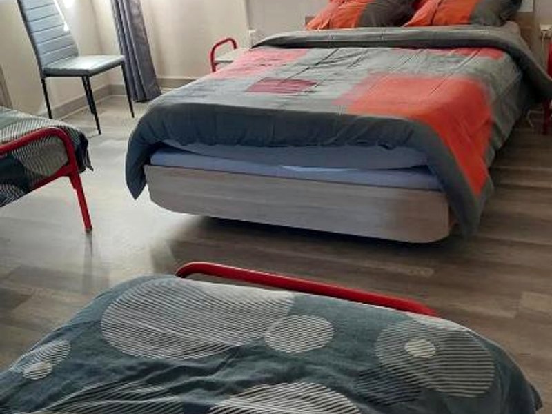 Maison spacieuse à Montsalvy avec grand jardin et terrasse (Maison spacieuse a Montsalvy avec grand jardin et terrasse)の写真