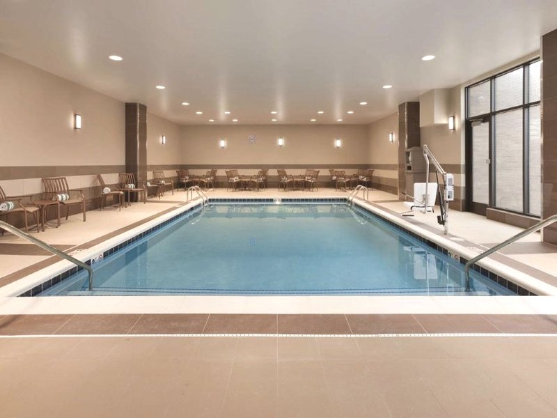 Embassy Suites by Hilton Akron Canton Airportの写真