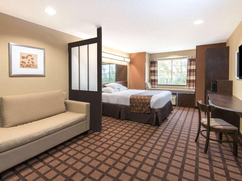 マイクロテル イン&スイーツ バイ ウインダム ノース カントン (Microtel Inn & Suites by Wyndham North Canton)の写真