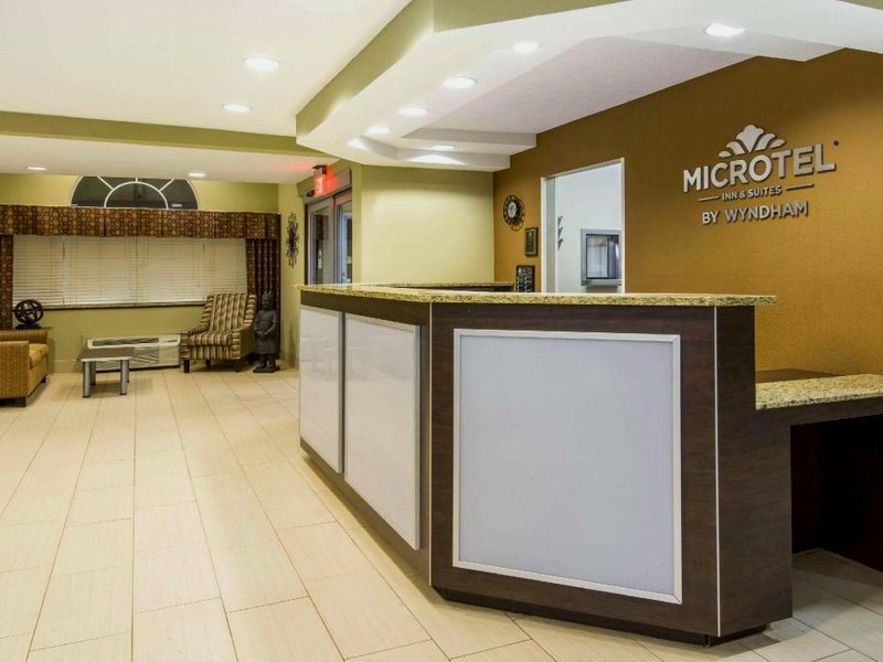 マイクロテル イン&スイーツ バイ ウインダム ノース カントン (Microtel Inn & Suites by Wyndham North Canton)の写真
