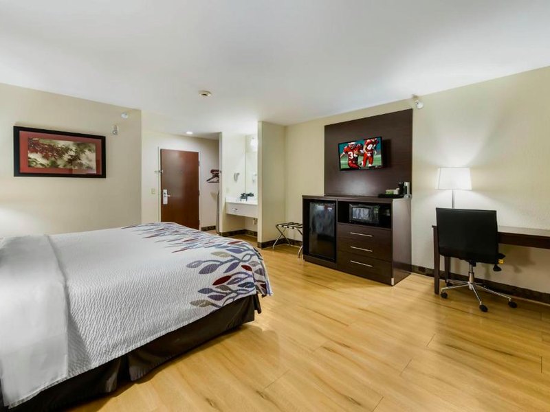 Red Roof Inn & Suites Moneeの写真