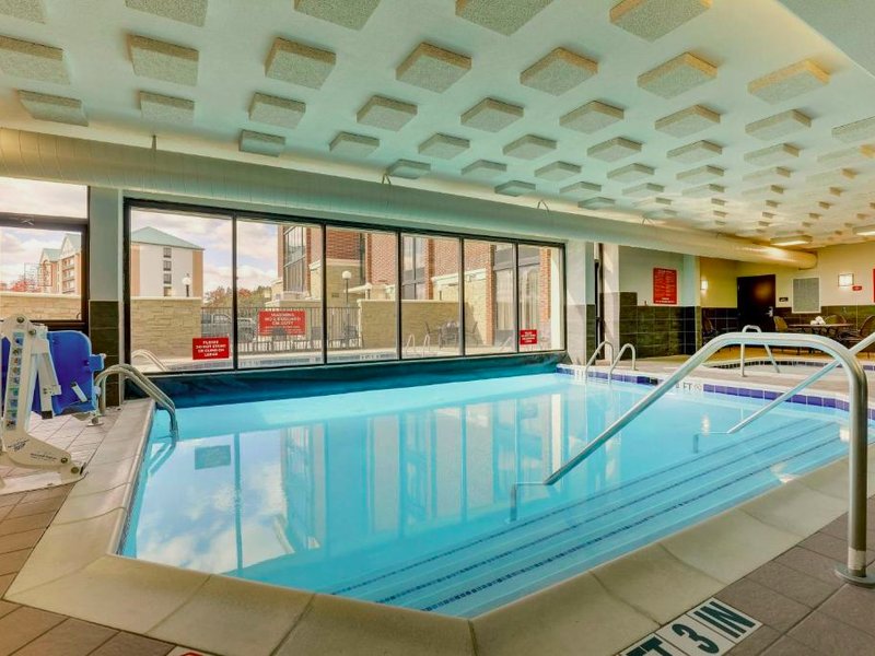 ドルーリー イン アンド スイーツ コロンバス ダブリン (Drury Inn & Suites Columbus Dublin)の写真