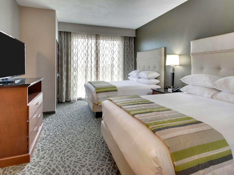 ドルーリー イン&スイーツ クリーブランド ビーチウッド (Drury Inn & Suites Cleveland Beachwood)の写真