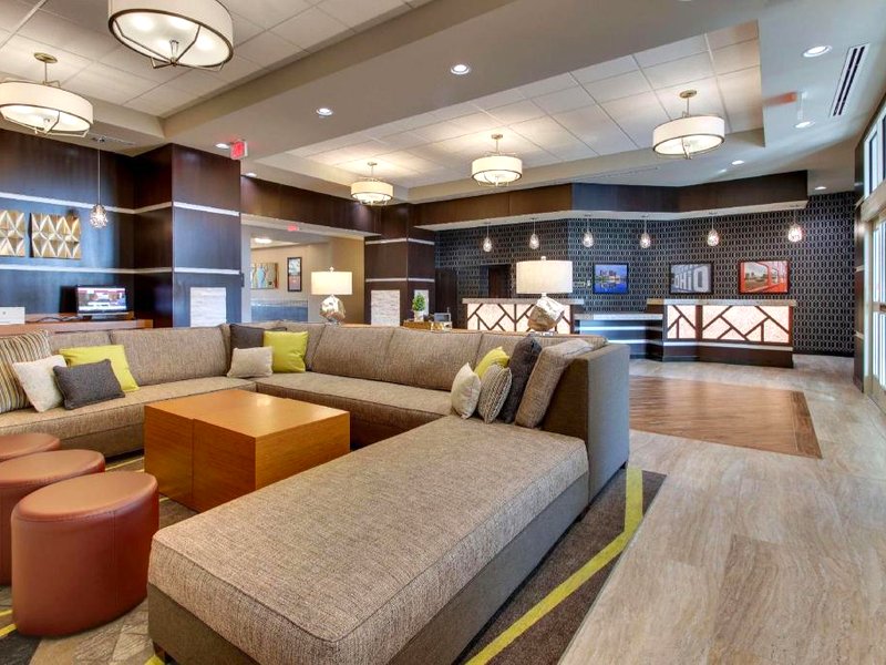 ドルーリー イン&スイーツ クリーブランド ビーチウッド (Drury Inn & Suites Cleveland Beachwood)の写真