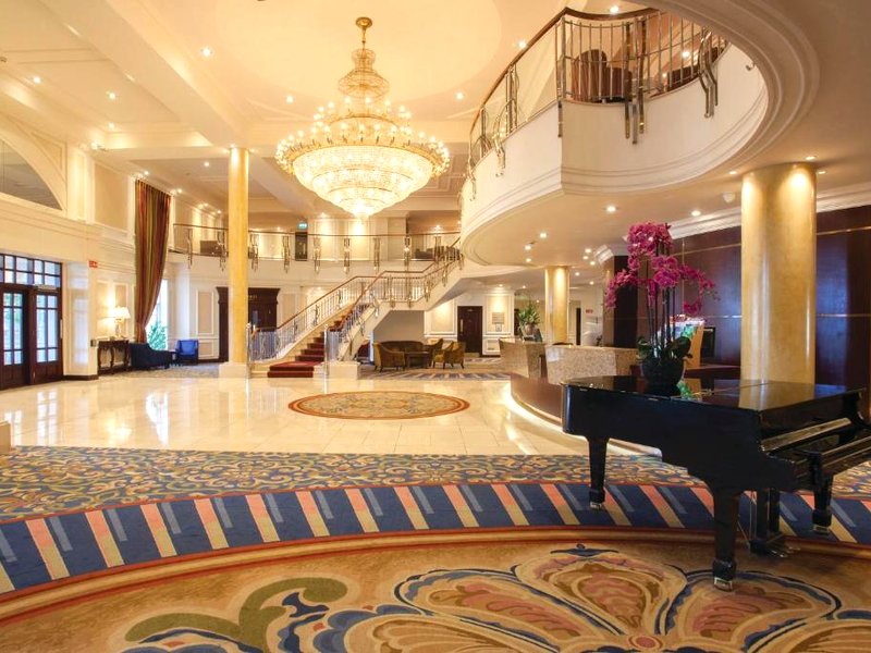 Knightsbrook Hotel & Golf Resortの写真
