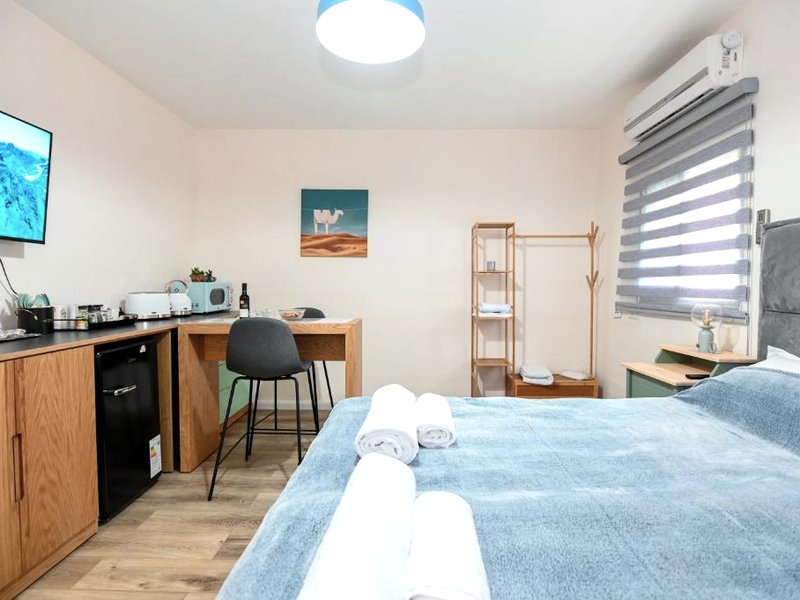［ティベリア市内中心部］一軒家（25m²）｜ 1ベッドルーム／1バスルーム (The Turquoise House)の写真