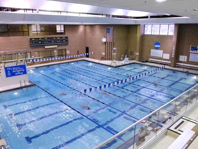 ヒルズデール カレッジ ドウ ホテル アンド カンファレンス センター (Hillsdale College Dow Hotel and Conference Center)の写真