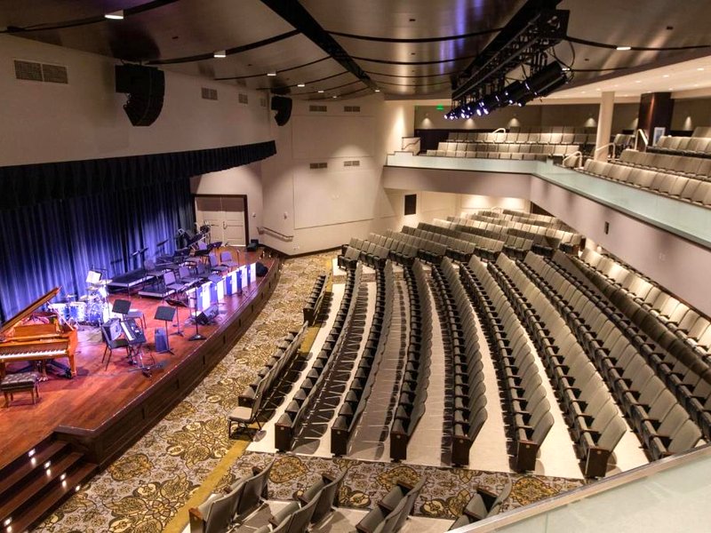 ヒルズデール カレッジ ドウ ホテル アンド カンファレンス センター (Hillsdale College Dow Hotel and Conference Center)の写真