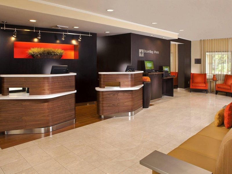 コートヤード ニューオーリンズ コヴィングトン/マンデビル (Courtyard New Orleans Covington/Mandeville)の写真