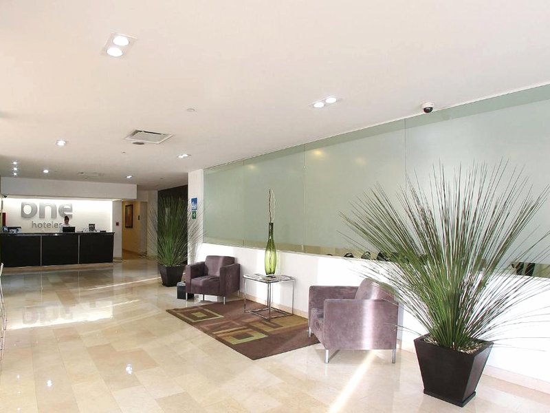 One Culiacan Forumの写真