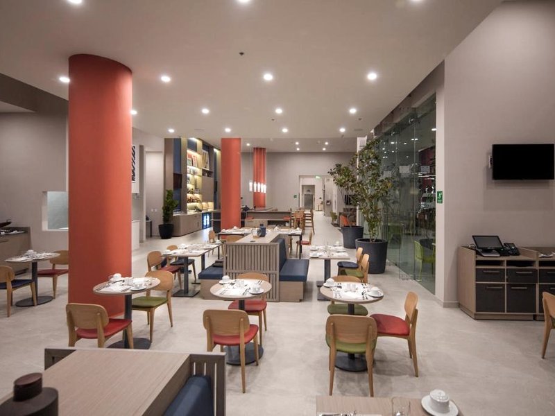 ホリデイ イン ホテル アンド スイーツ アグアスカリエンテス バイ IHG (Holiday Inn Hotel And Suites Aguascalientes By IHG)の写真