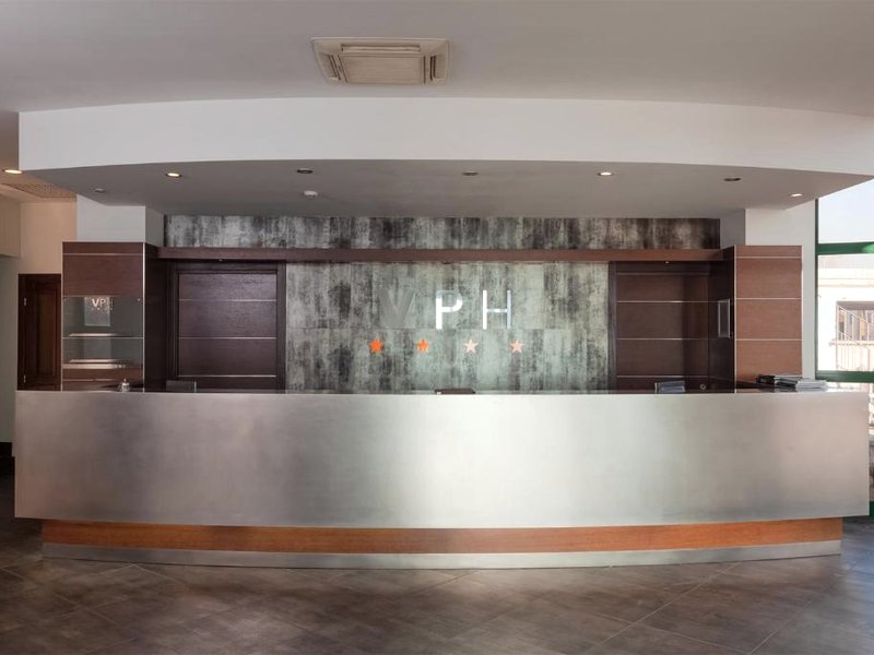ヴェルチェッリ パレス ホテル (Vercelli Palace Hotel)の写真