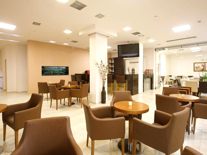 Hotel ΑΤΗΙΝΑの写真