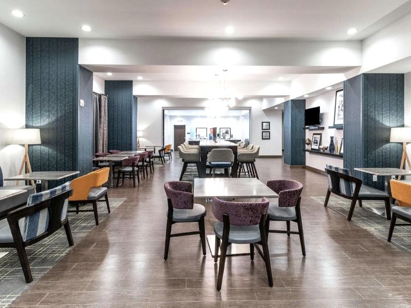 Hampton Inn Locust Groveの写真