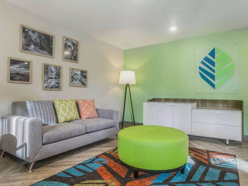 WoodSpring Suites Atlanta McDonoughの写真