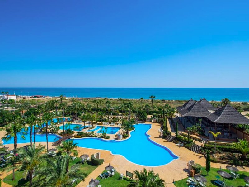 プエルト アンティヤ グランド (Puerto Antilla Grand Hotel)の写真