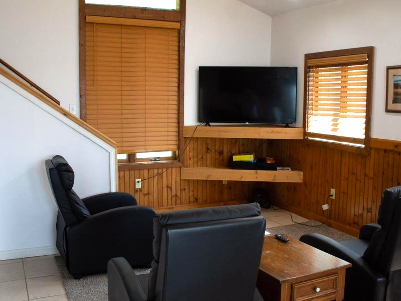 Cozy Home Lake Huron with Loft 2 Bedroom 1 Bathroomの写真