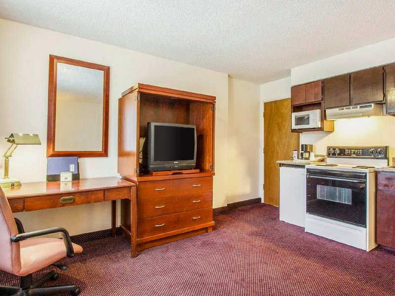 ロードウェイ イン&スイーツ ハイウェイ 217&26 W (Rodeway Inn & Suites Hwy 217 & 26 W)の写真
